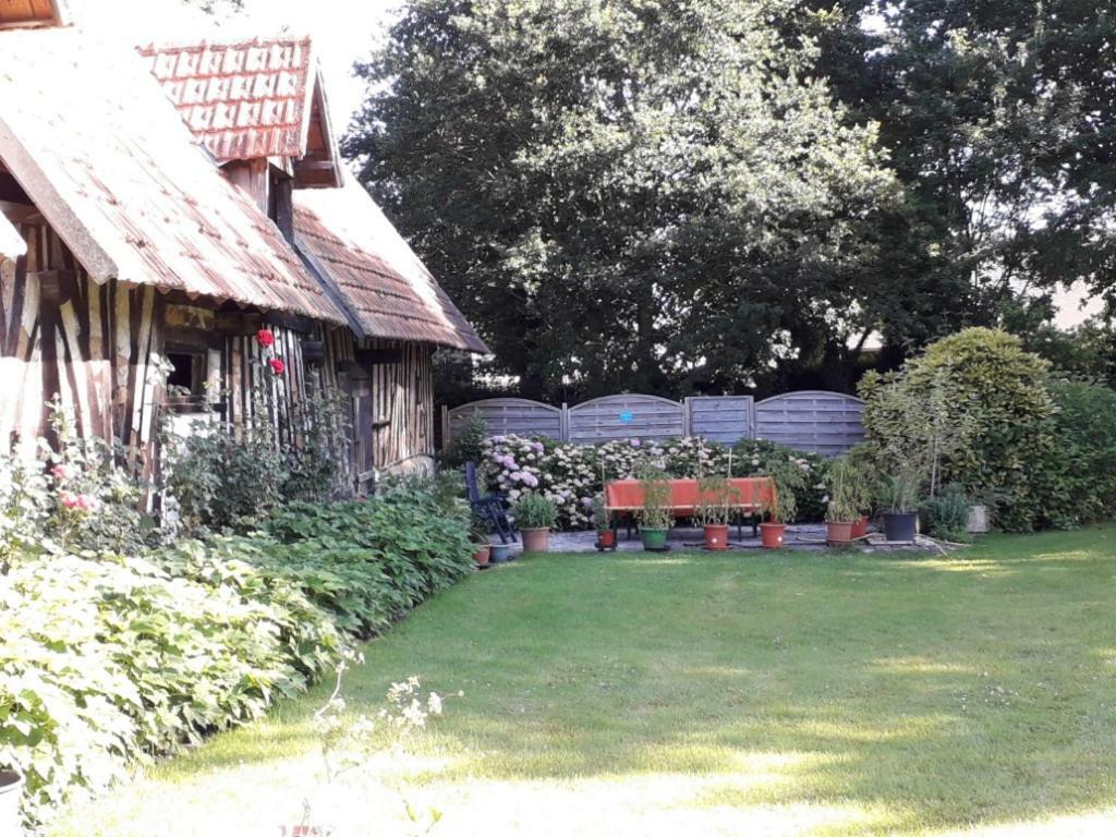 Chambres D'Hotes Manoir Du Buquet Honfleur Esterno foto